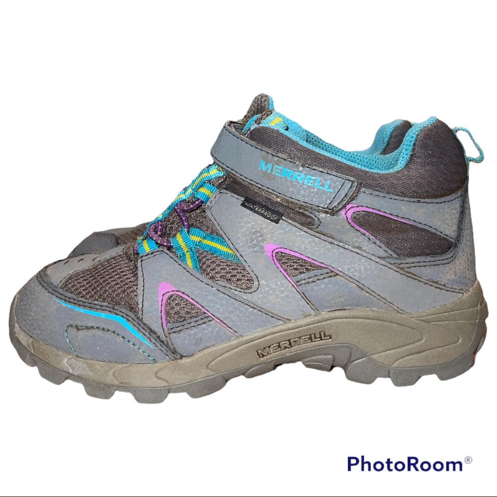 Youth Merrell “Hilltop Quick Close Waterproof Boots- Size 2